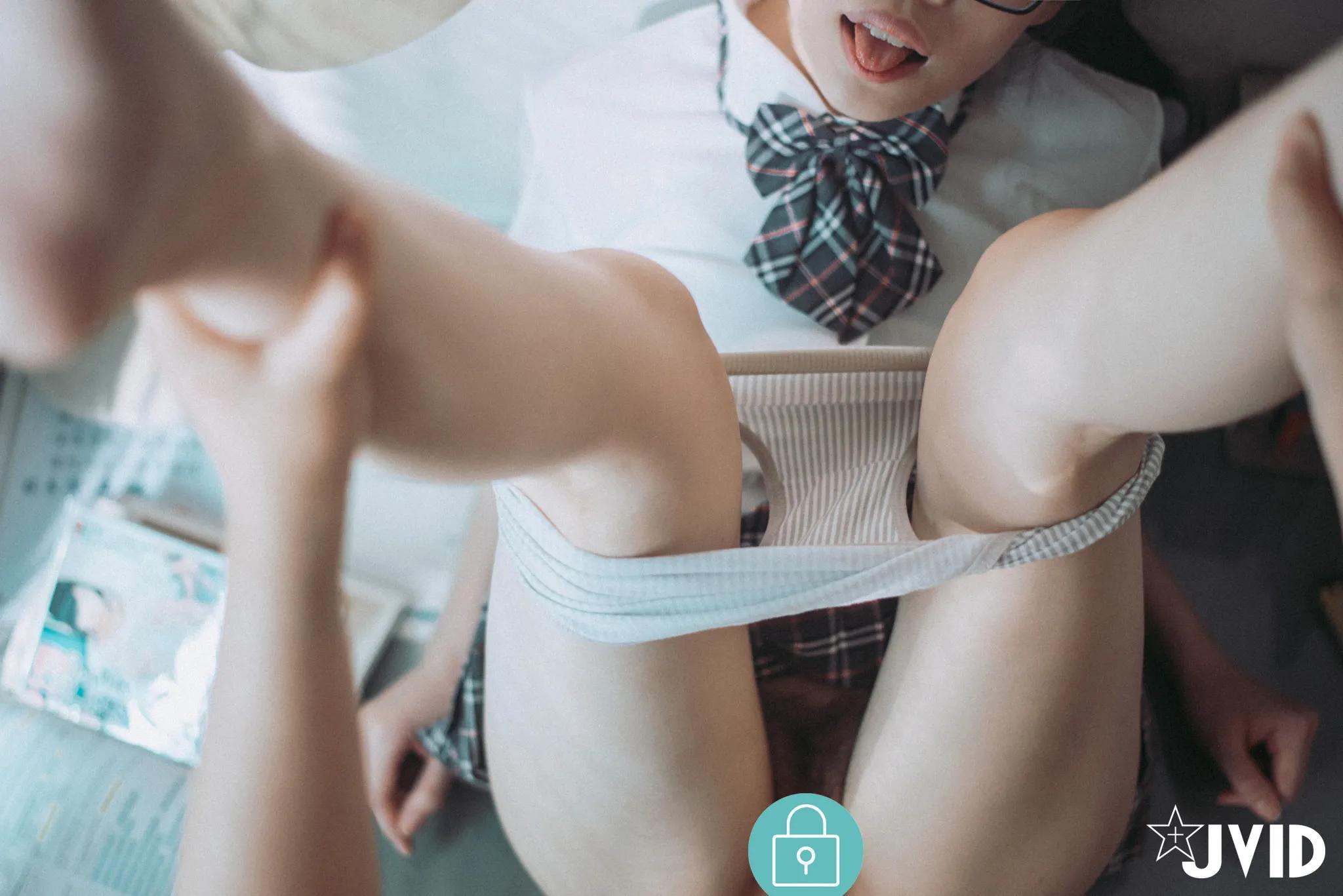 哪都露了就是不露脸！JVID3位「神隐少女」大开腿也毫不害臊(3)