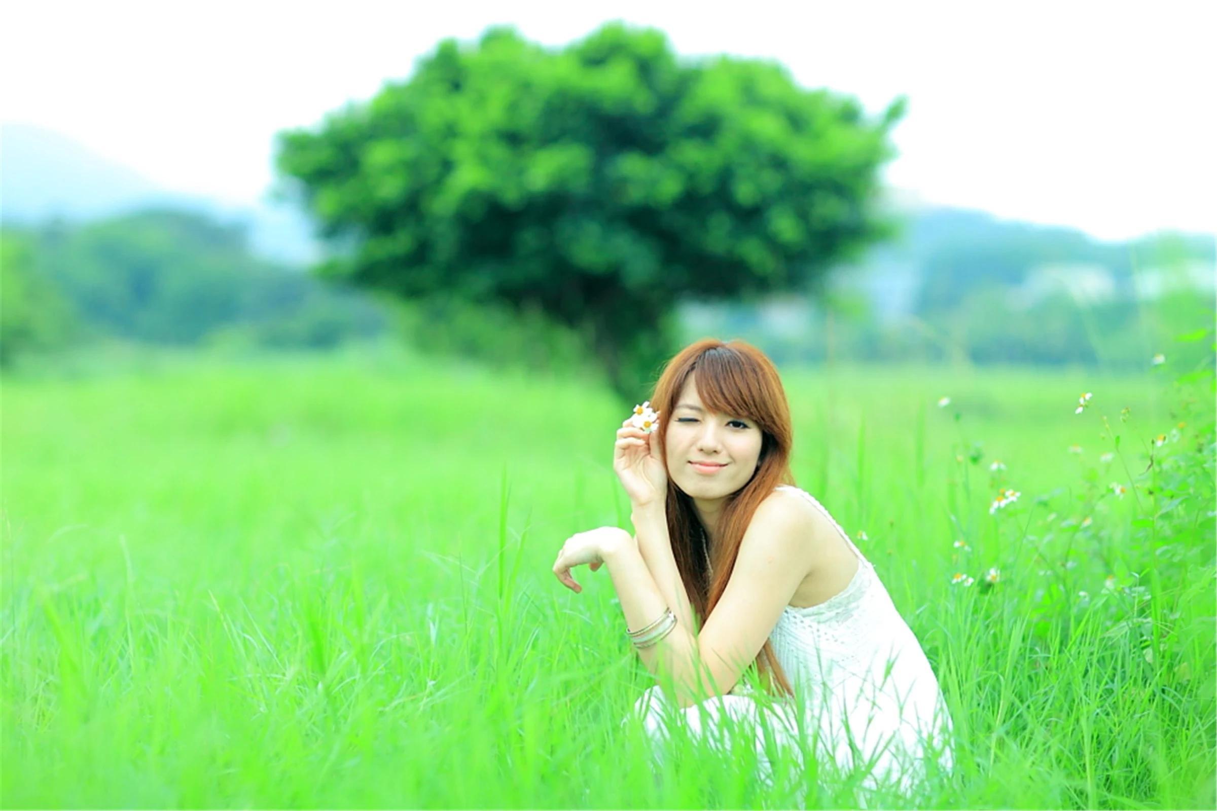 [台湾美女] 小静 - 农场初夏田园风光写真套图(170)