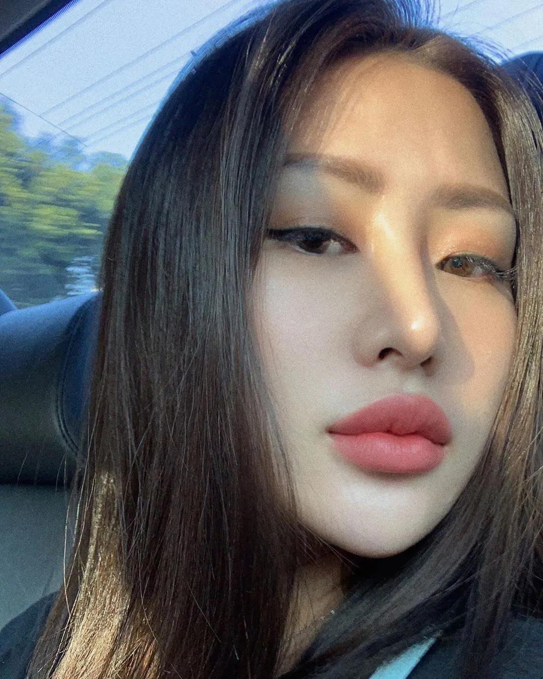 超凶护理师Carina Linn IG上福利大放送(18)