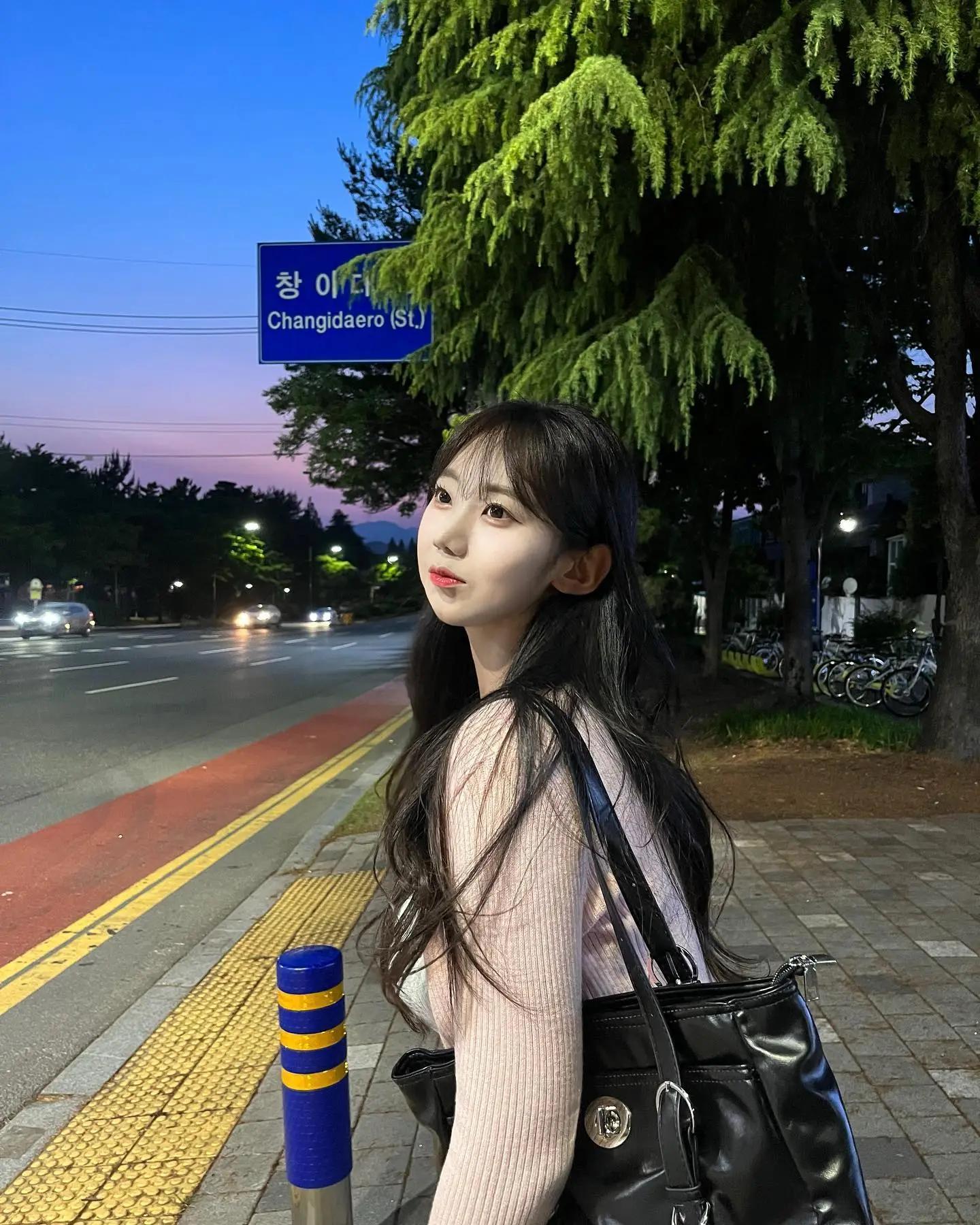 Gam seoyoon(甘舒润)详情介绍-Gam seoyoon(甘舒润)美图小说-Gam seoyoon(甘舒润)美图小说-迅雷下载-磁力-Myav范-(3)