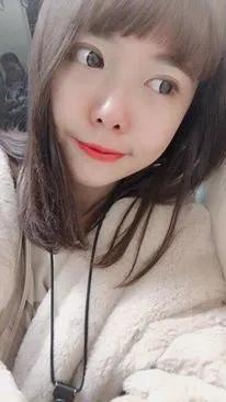 甜美系「软萌妹」超卡哇伊的外表下藏著「惹火胴体」，又甜又辣的双重刺激！-小湿妹图(3)