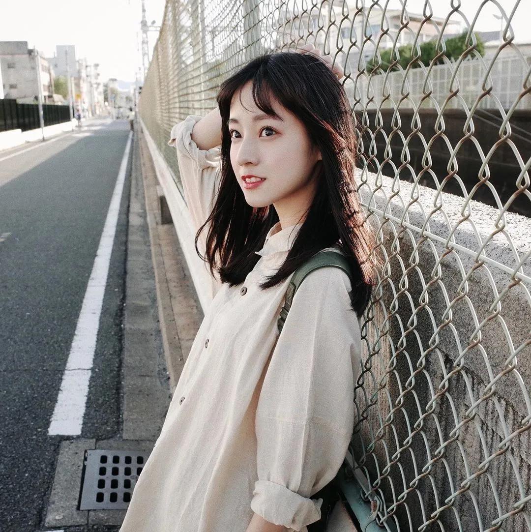 安婕希 气质型才女清新脱俗模样让人恋爱了(14)