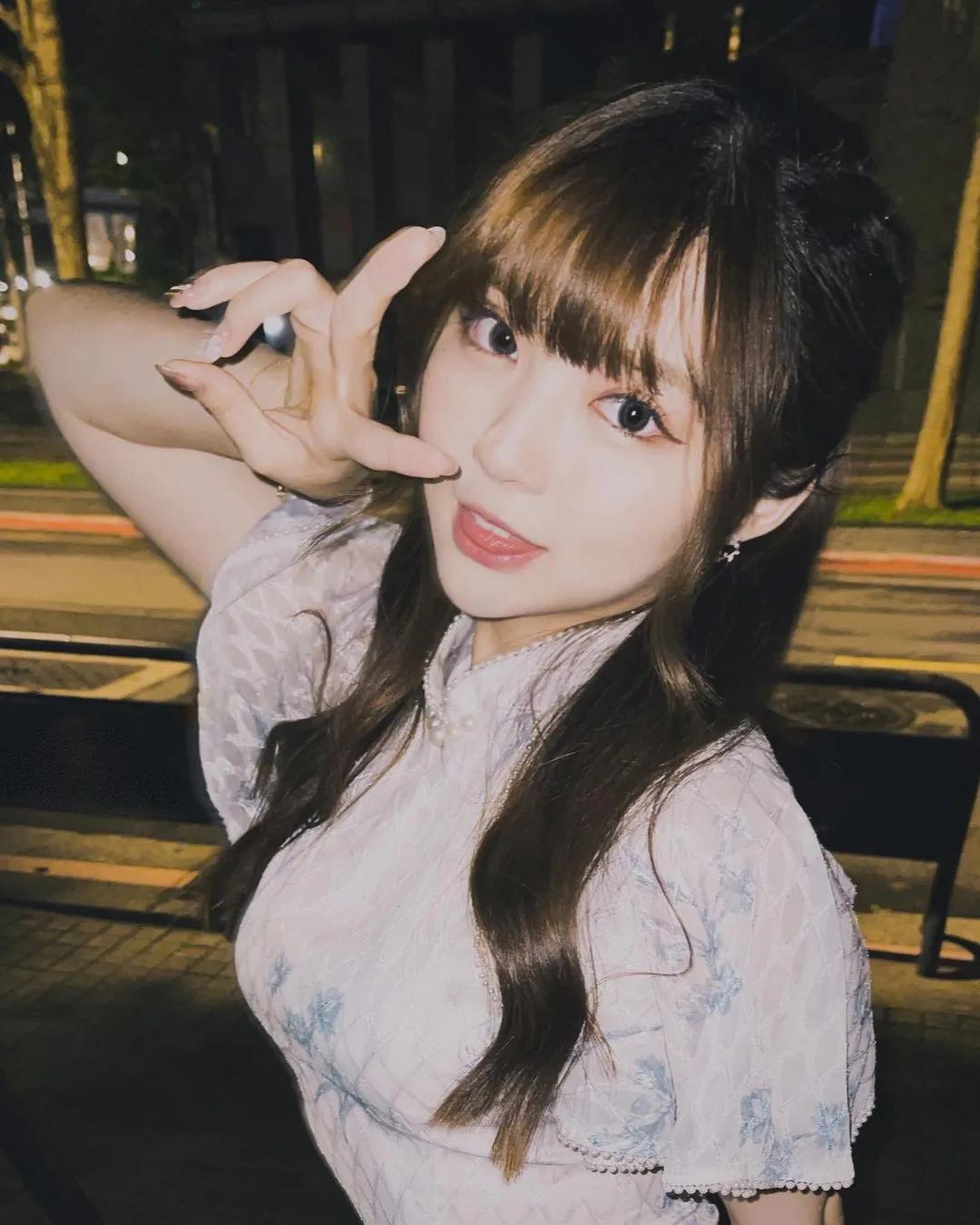 「鼎惠Venus」气质微笑加上完美胴体曲线 一看就被迷晕(10)