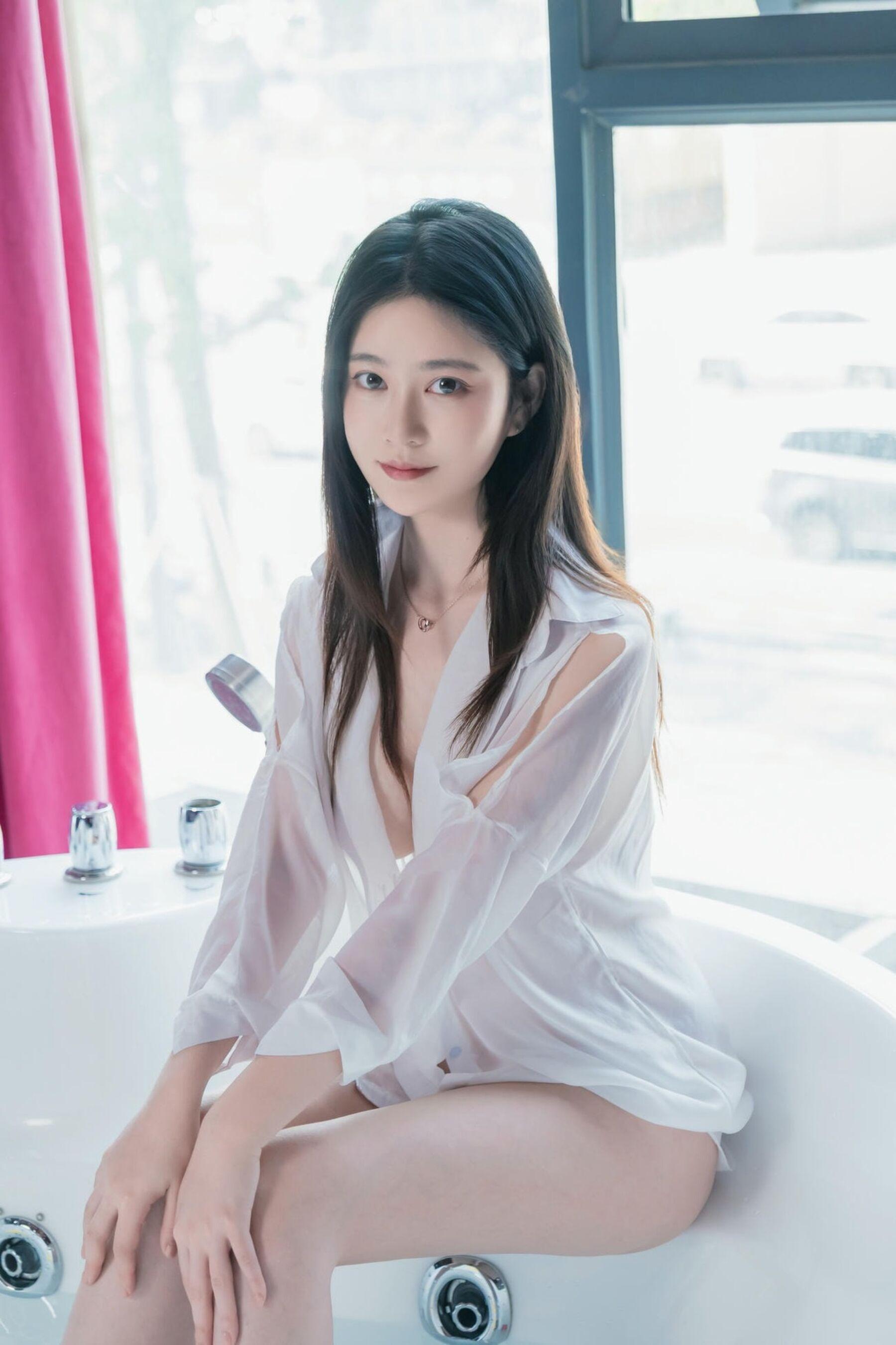 国模套图 浴女(31)