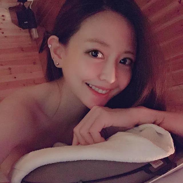 Lucy倪千凌 销魂美体十分动人...正值青春发育得真凸显(1)