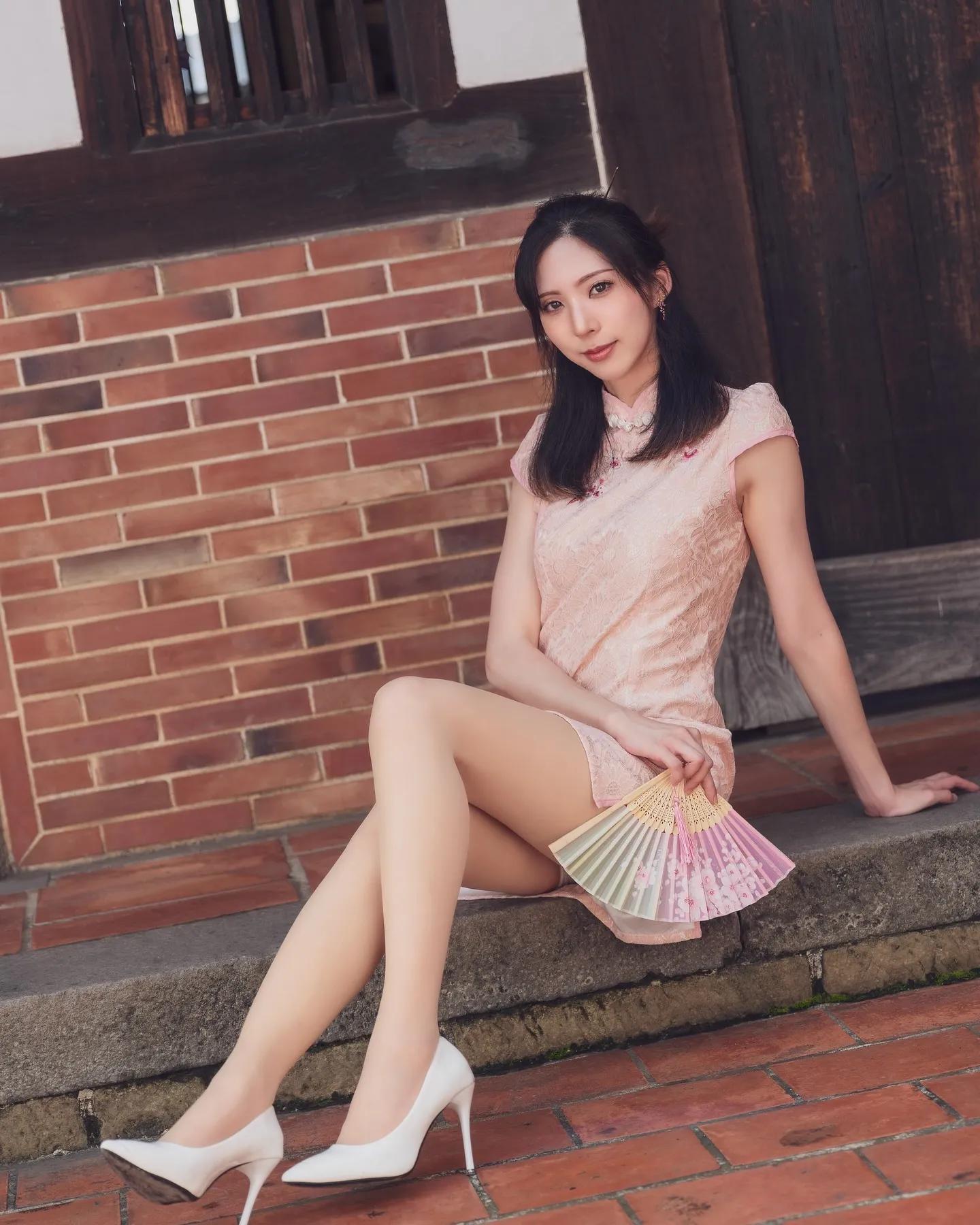 傲人上围「ℂ详情介绍-傲人上围「ℂ美图小说-傲人上围「ℂ美图小说-迅雷下载-磁力-中学小C女-(6)