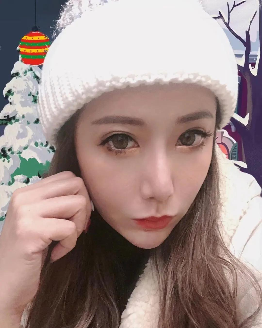 简优优 浑圆半球跳出 又大又饱满(17)