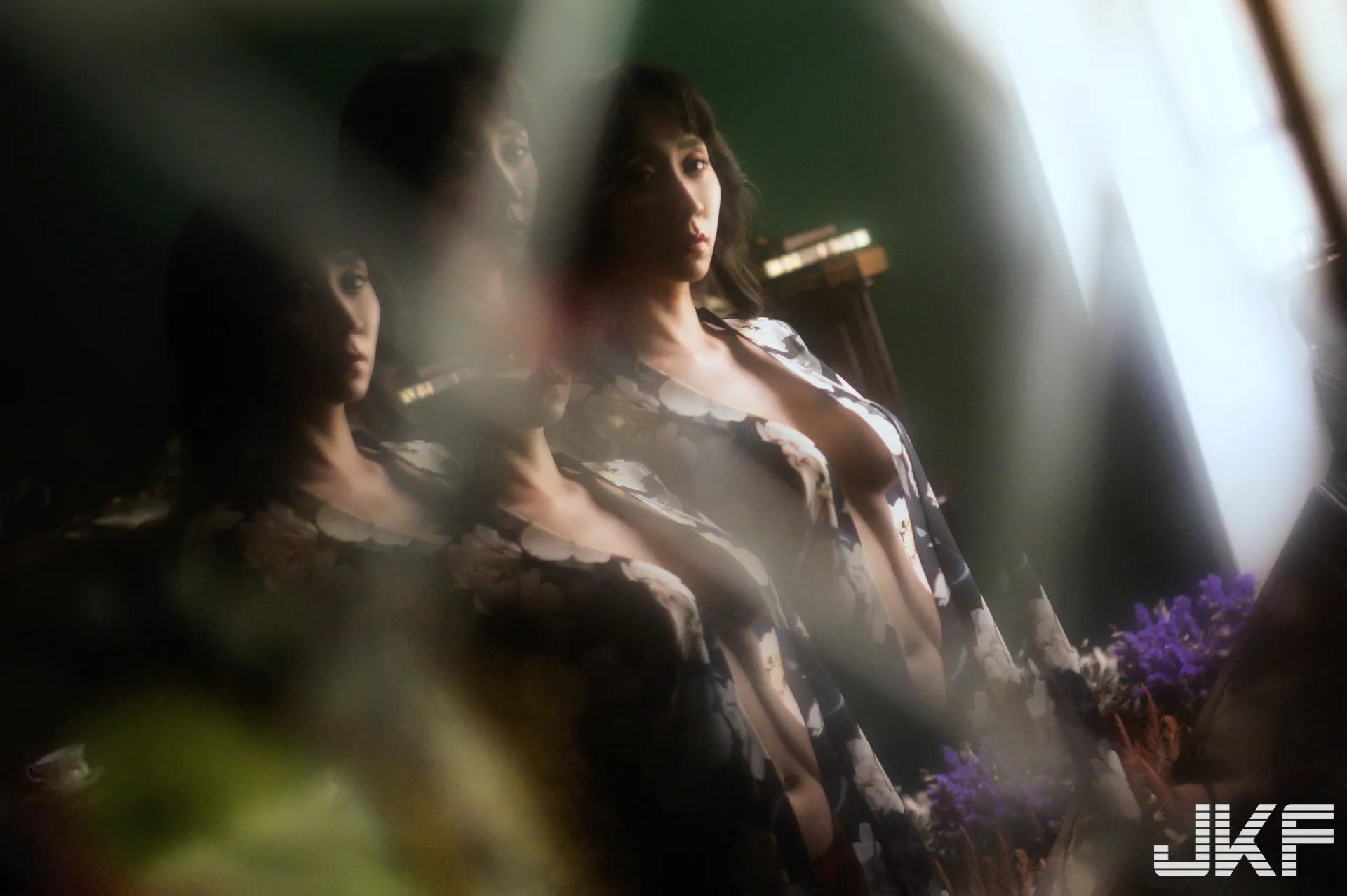 大正浪漫！东洋绅士的秘密情人「娜娜」，美艳性感大方「露乳挑逗」！(13)