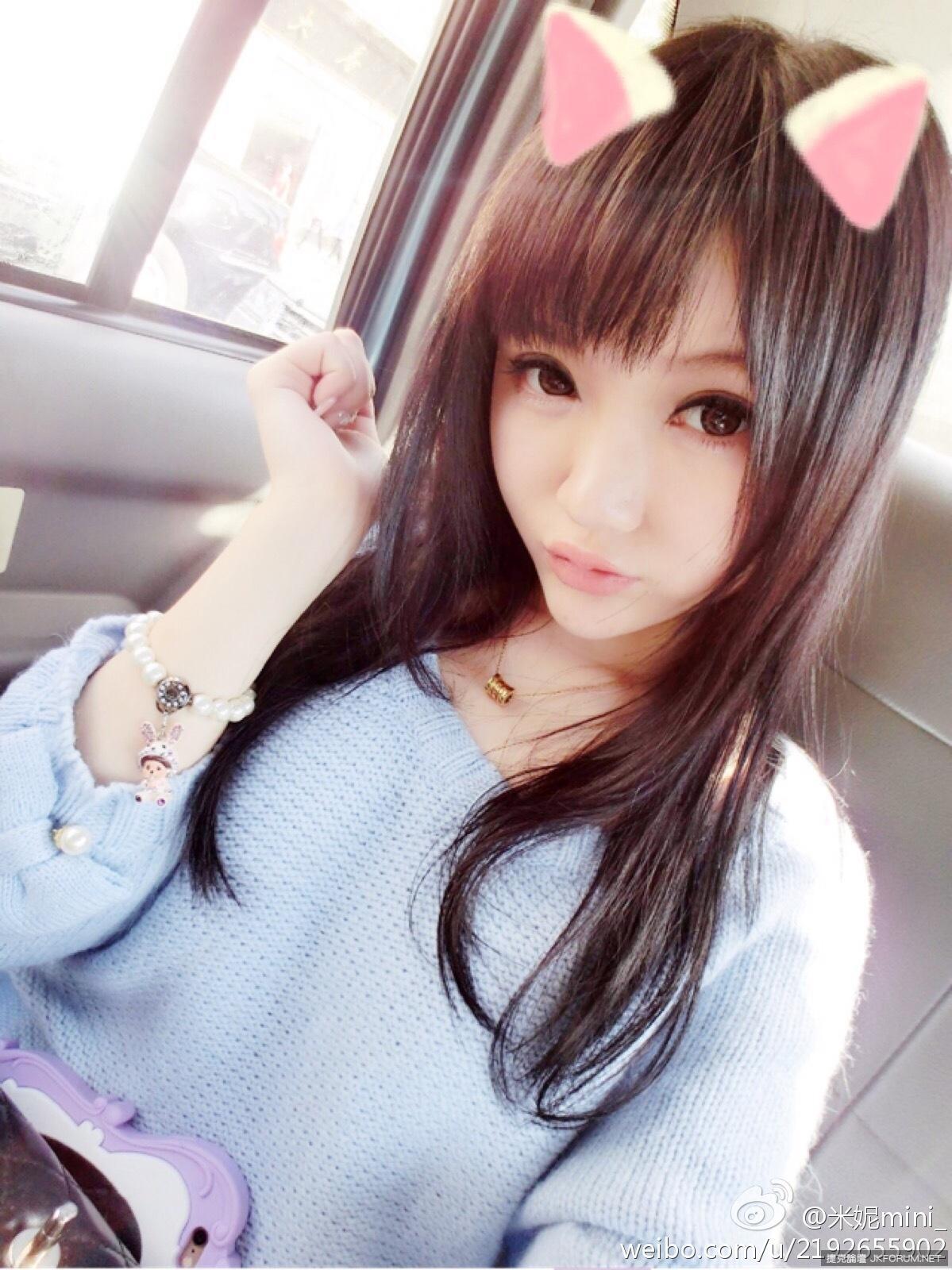 你一定喜欢，极品嫩模米妮大量私照流出。。。