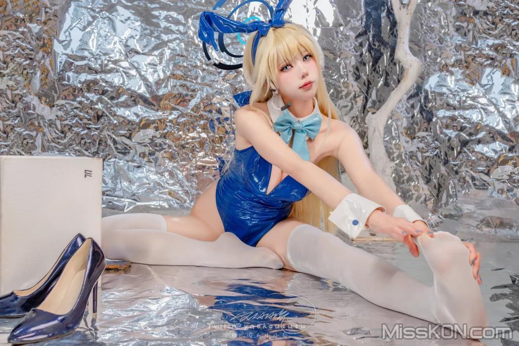 Coser@黏黏团子兔: 碧蓝档案 飞鸟马时 (98 photos)(31)