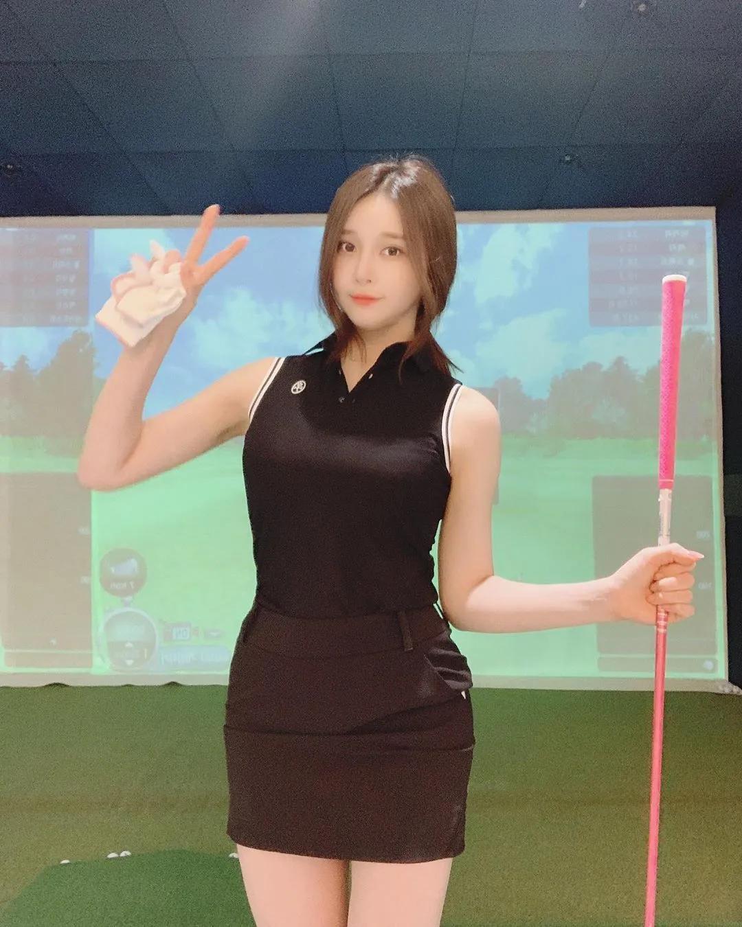 超甜美白皙萌妹「Hee」是个隐乳　换上比基尼大爆浑圆嫩乳！-小湿妹图(10)