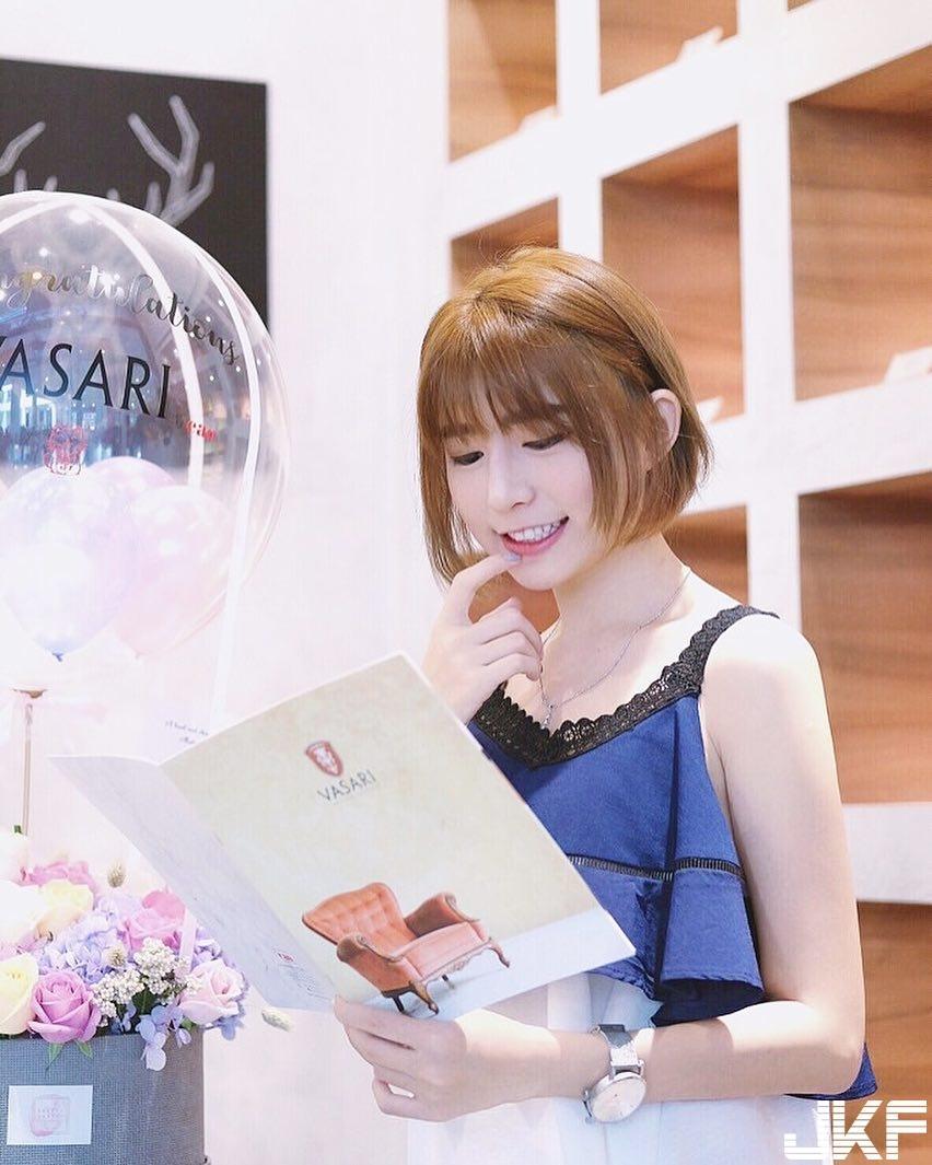 宅宅哪有这么正！大马「最正游戏宅女」轻轻一笑，就杀尽男人的千万大军！(3)