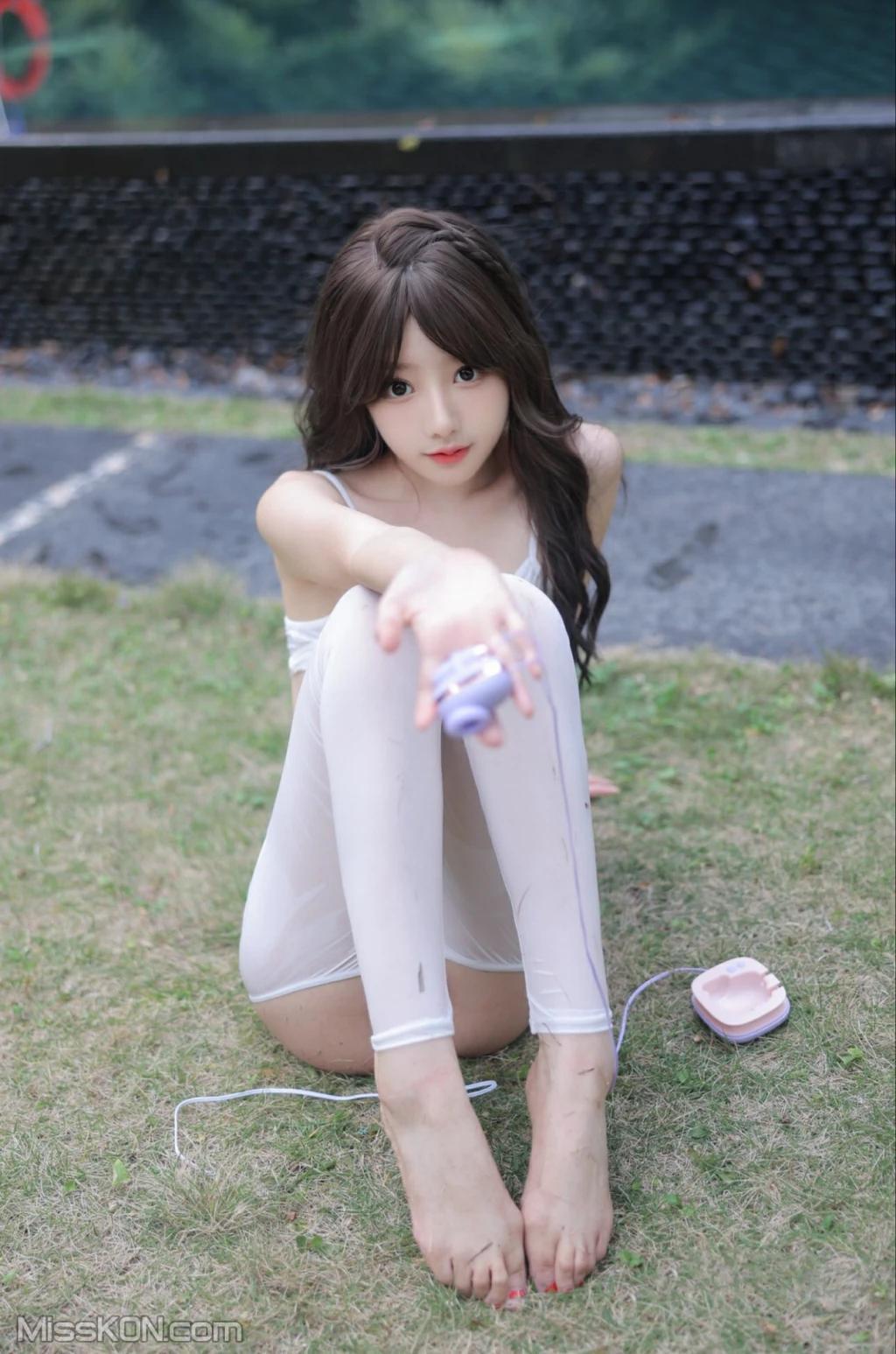 [XR Uncensored] 桃妖夭: 戶外情趣未上架无码流出 (71 photos)(50)