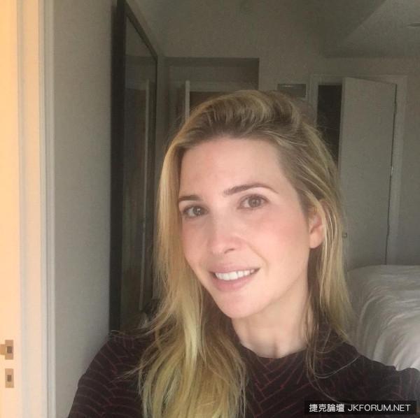 准第一千金Ivanka Trump美貌连老爸川普都直呼「冻抹条」！网友：一定是像亲妈（坏心～(17)