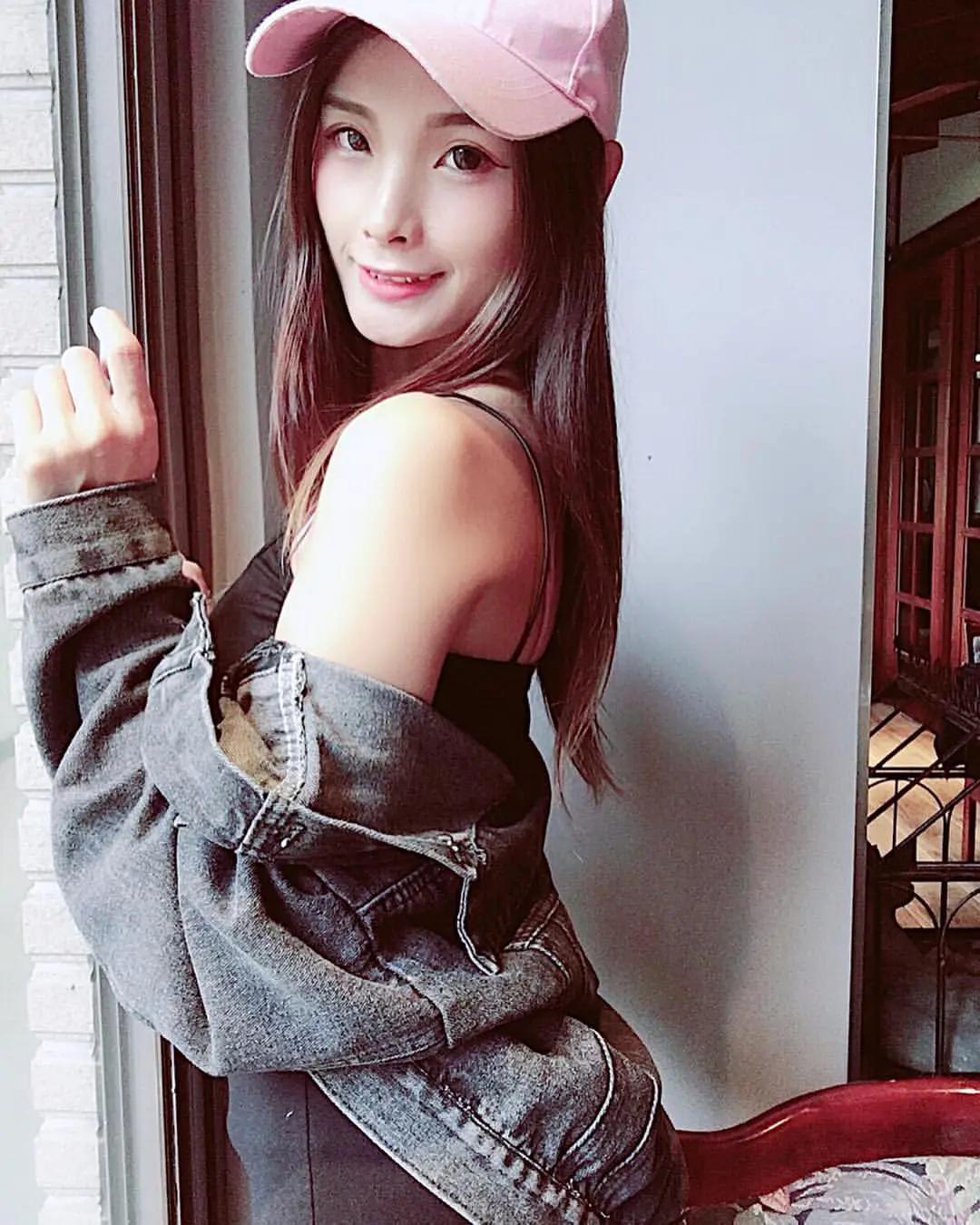 直播正妹「林涵」仙女般的气质 快被眼神勾走了！(20)