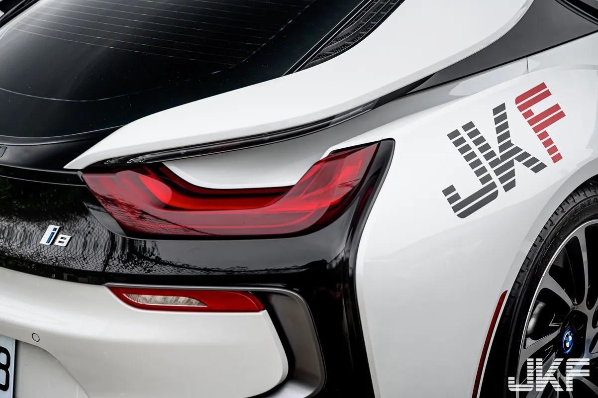 「最辣爆乳挥旗女郎」现身TMC汽车嘉年华，「超强火辣车头灯」气氛嗨到极点！(42)