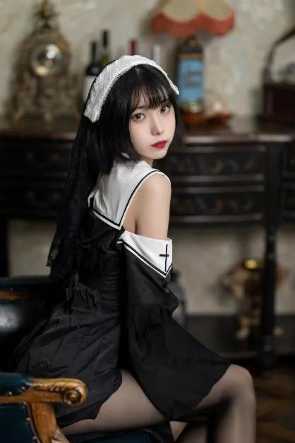 [Coser] 许岚LAN - 暗黑修女(6)