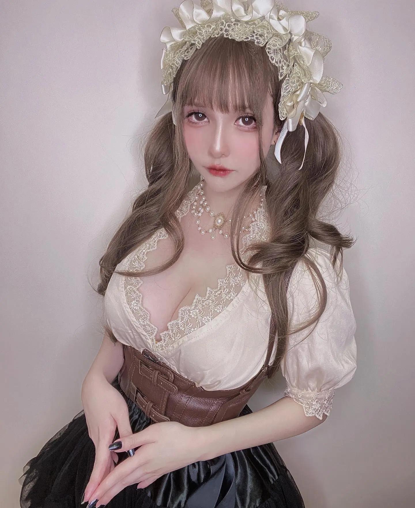 超美Coser「魔理花」拥有天使般的脸孔与魔鬼身材(2)