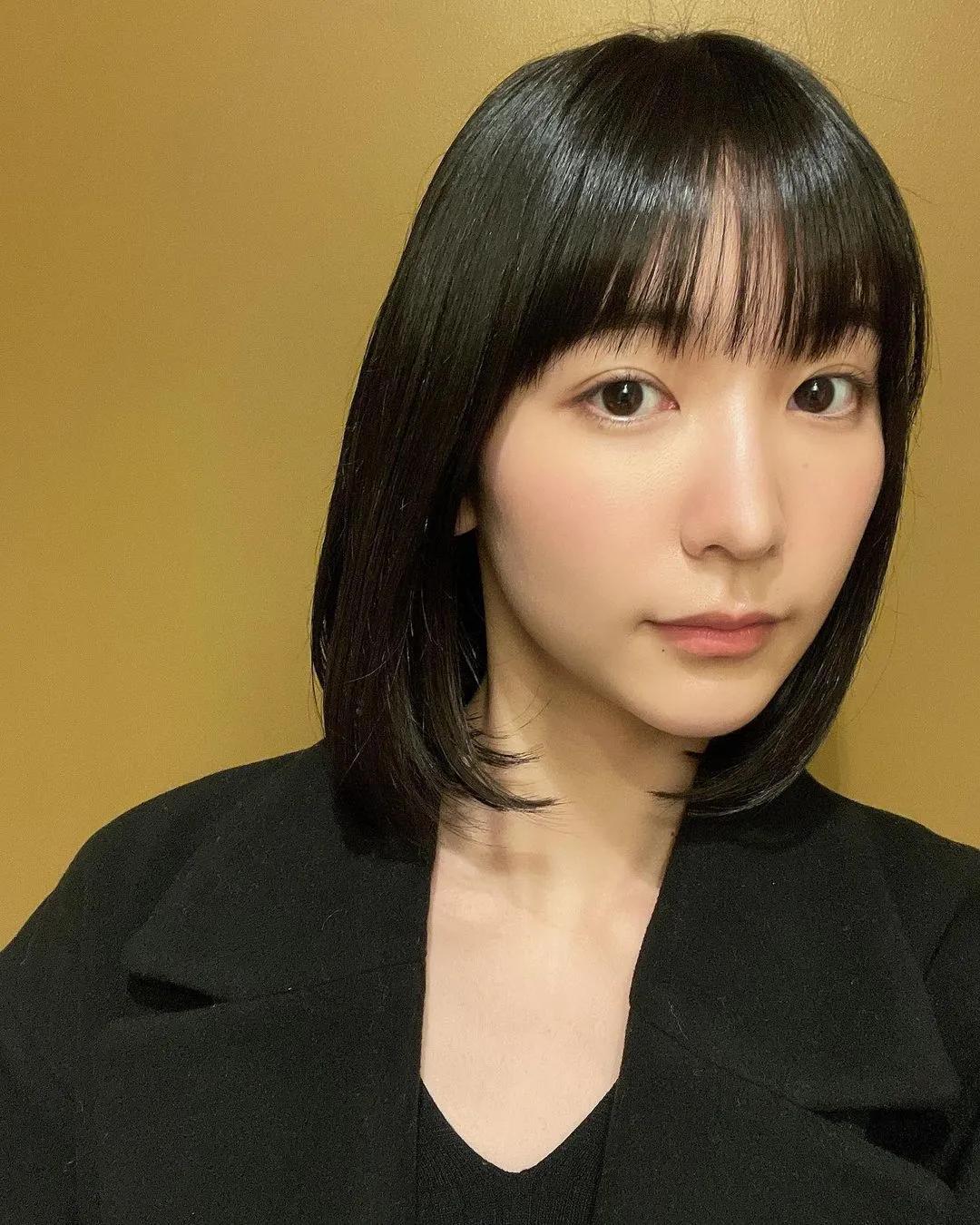 10头身女大生「小贯莉奈」神级腰腿臀曲线超不科学　超透亮「白皙美肌」如牛奶般丝滑-小湿妹图(10)