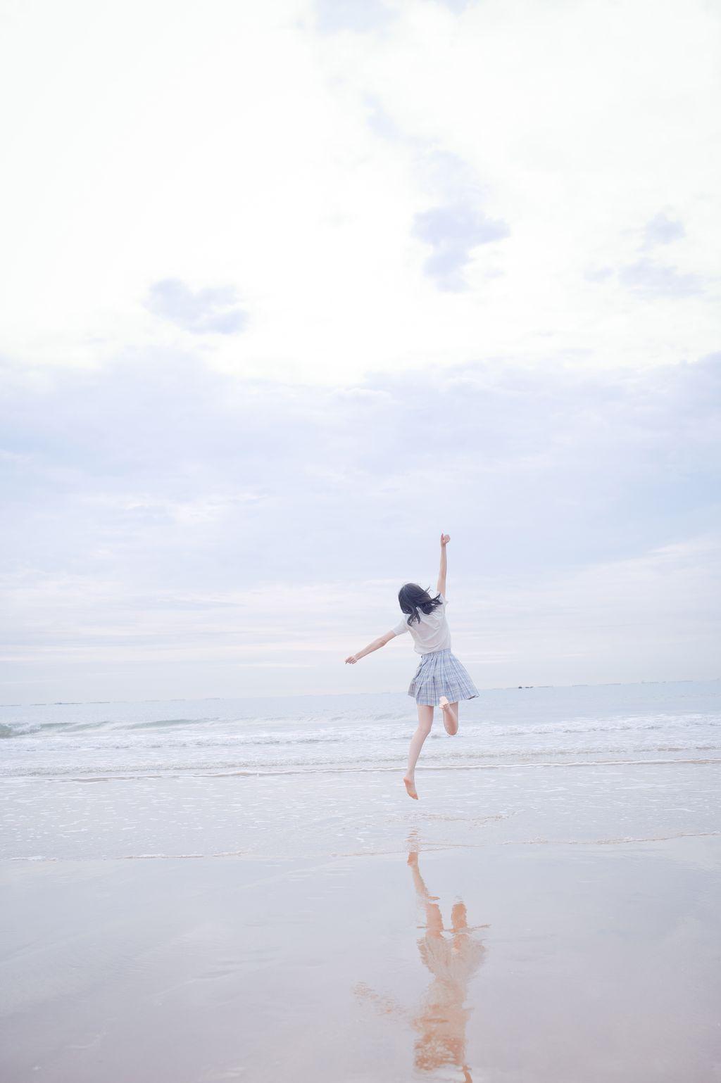 Coser@周叽是可爱兔兔 Vol.020: 海边JK (35 photos)(25)