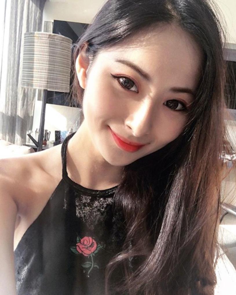 正妹「Chi hsiang/绮湘」露纤腰打拳，性感运动装电晕全场！-小湿妹图(4)