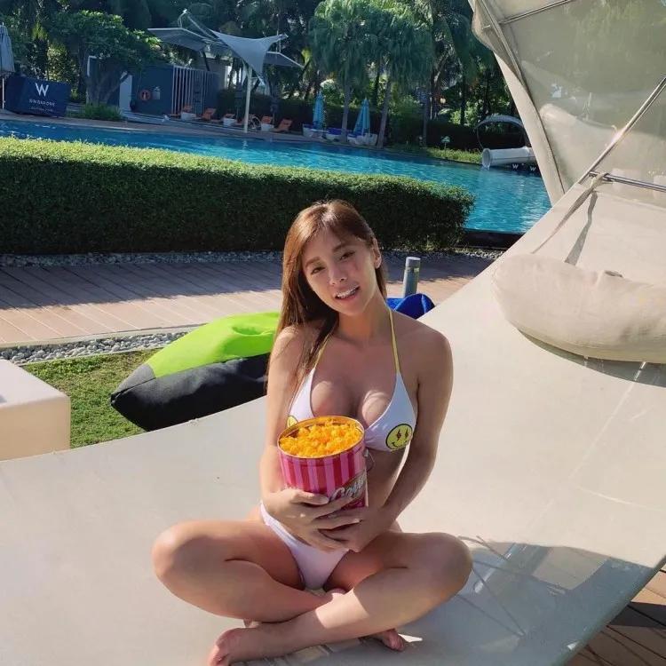 「翘臀妹」比基尼辣游小琉球！惹火身材全泄~蓝辰语（Laura）(6)