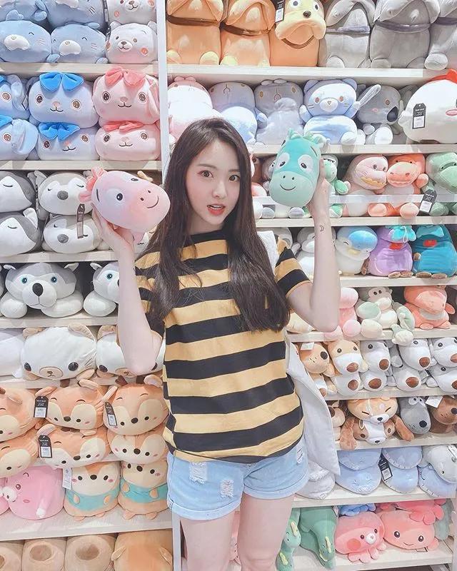 选秀惊见表特正妹「郑乃馨」！爆红后被起底是理工科出身！歌唱实力宛如「行走的 CD」-小湿妹图(10)