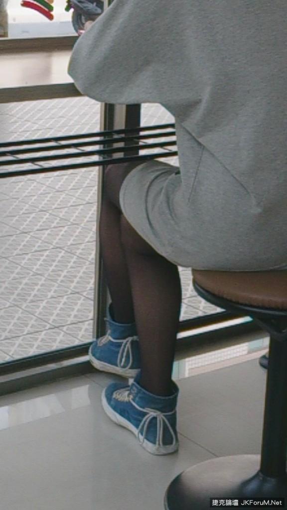 真会夹,有看过这样会夹的脚吗!(11)