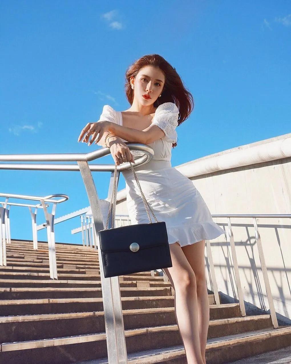 精致美人「Ines Wang」天使下凡的盛世美颜，秾纤合度的好身材完全就是梦幻组合(4)