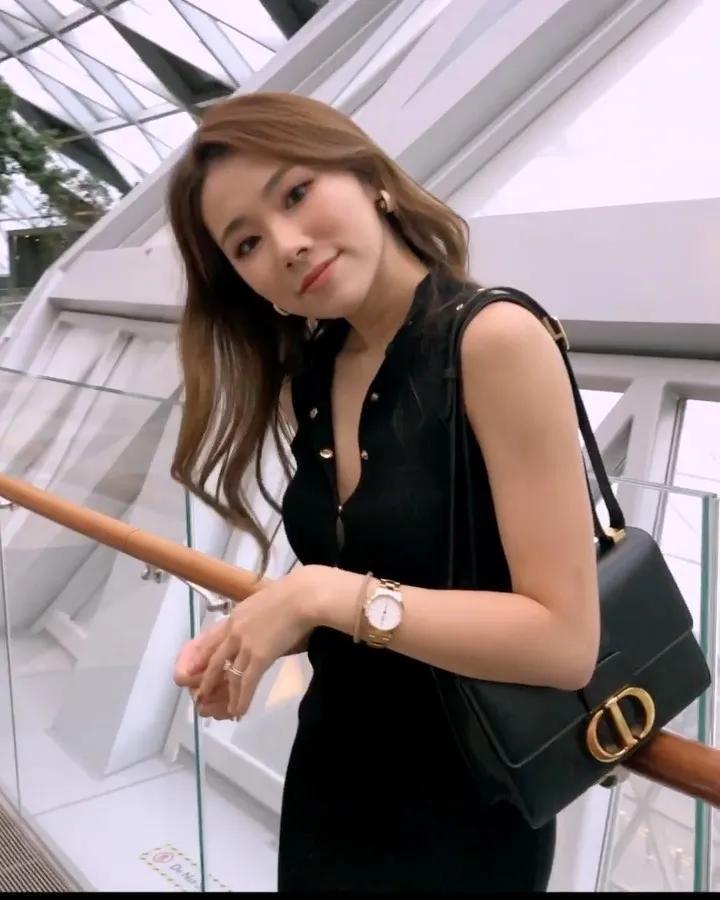 不知道为什么左眼皮突然一直跳动 Mong Chin(12)