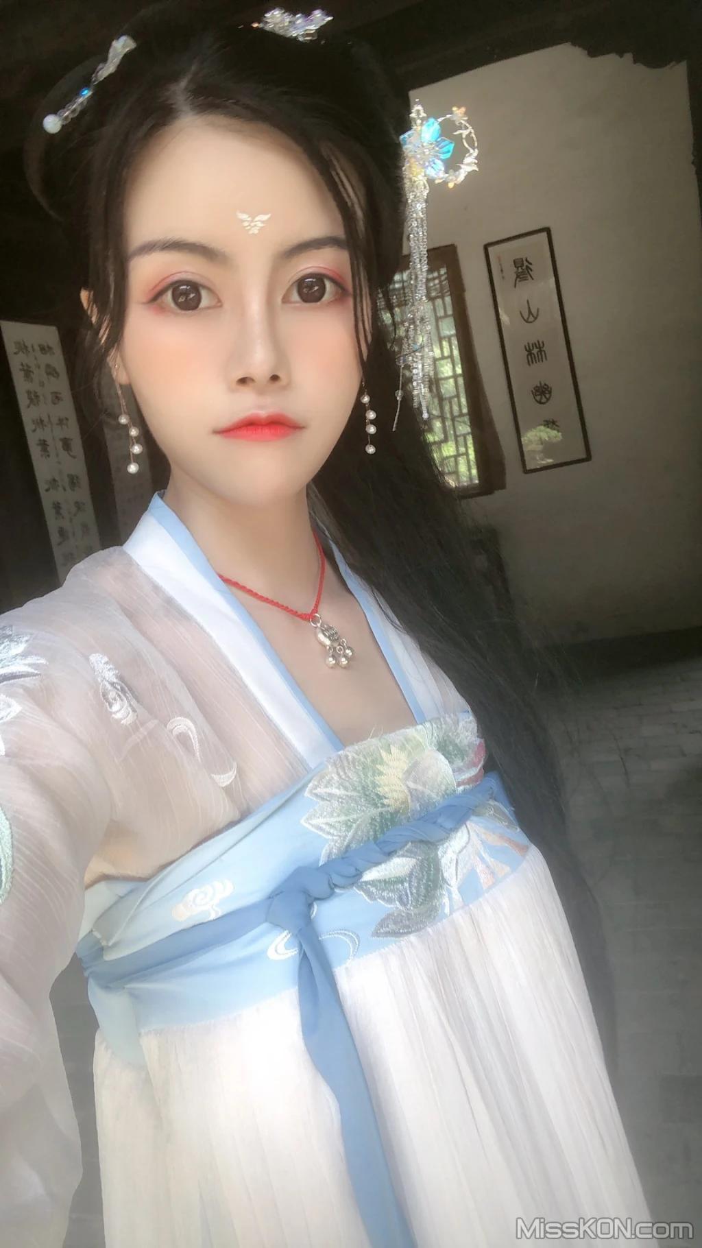 [XR Uncensored] Bai Tian (白甜): 极品模特 大尺视图合集 (230 photos 43 videos)(167)