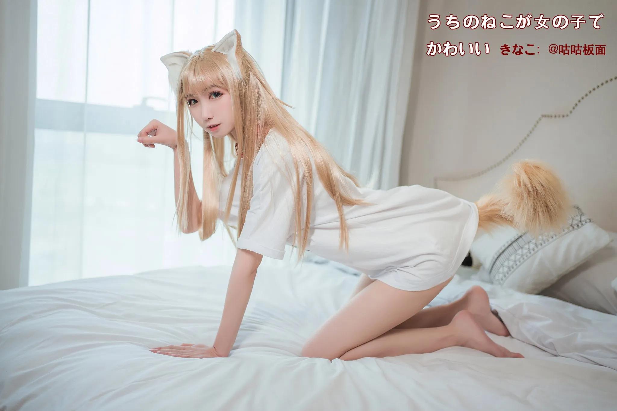 已融化！正妹Coser可爱萌宠样惹人疼爱　猫系吐舌俏皮又销魂求收编(4)