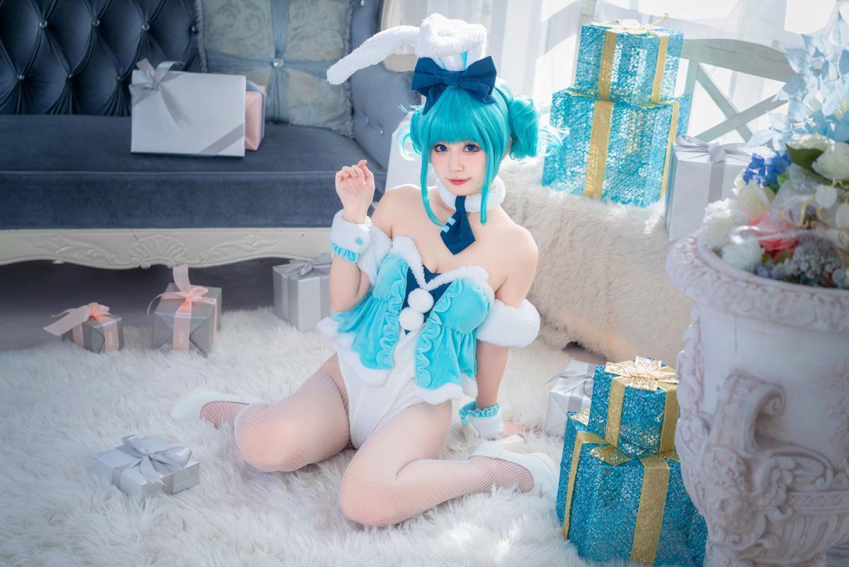 [Cosplay] 猫大人 – 初音白兔×猫大人(2)