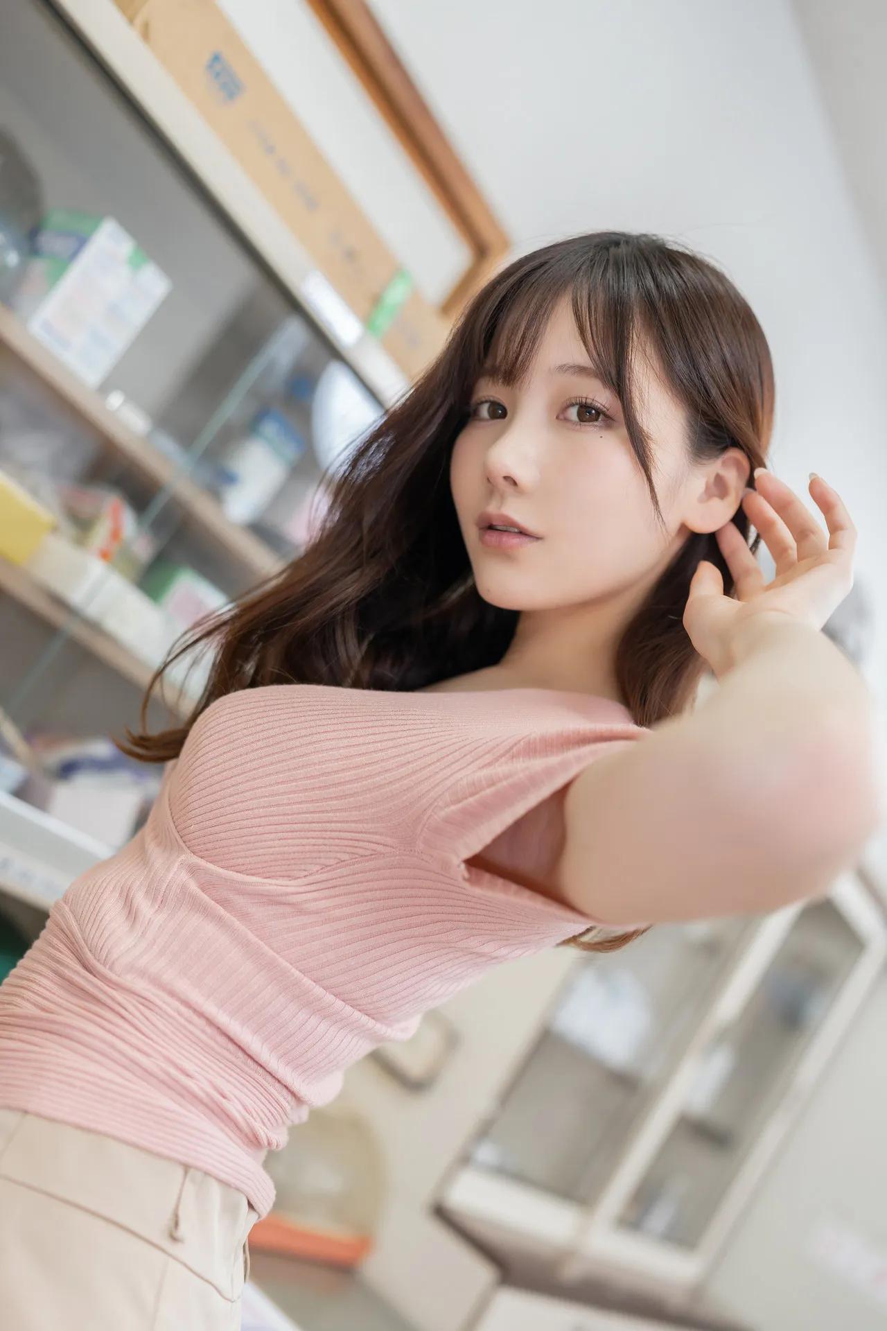 [けんけん] 樱花妹颜值身材全顶配！让人蠢蠢欲动(27)