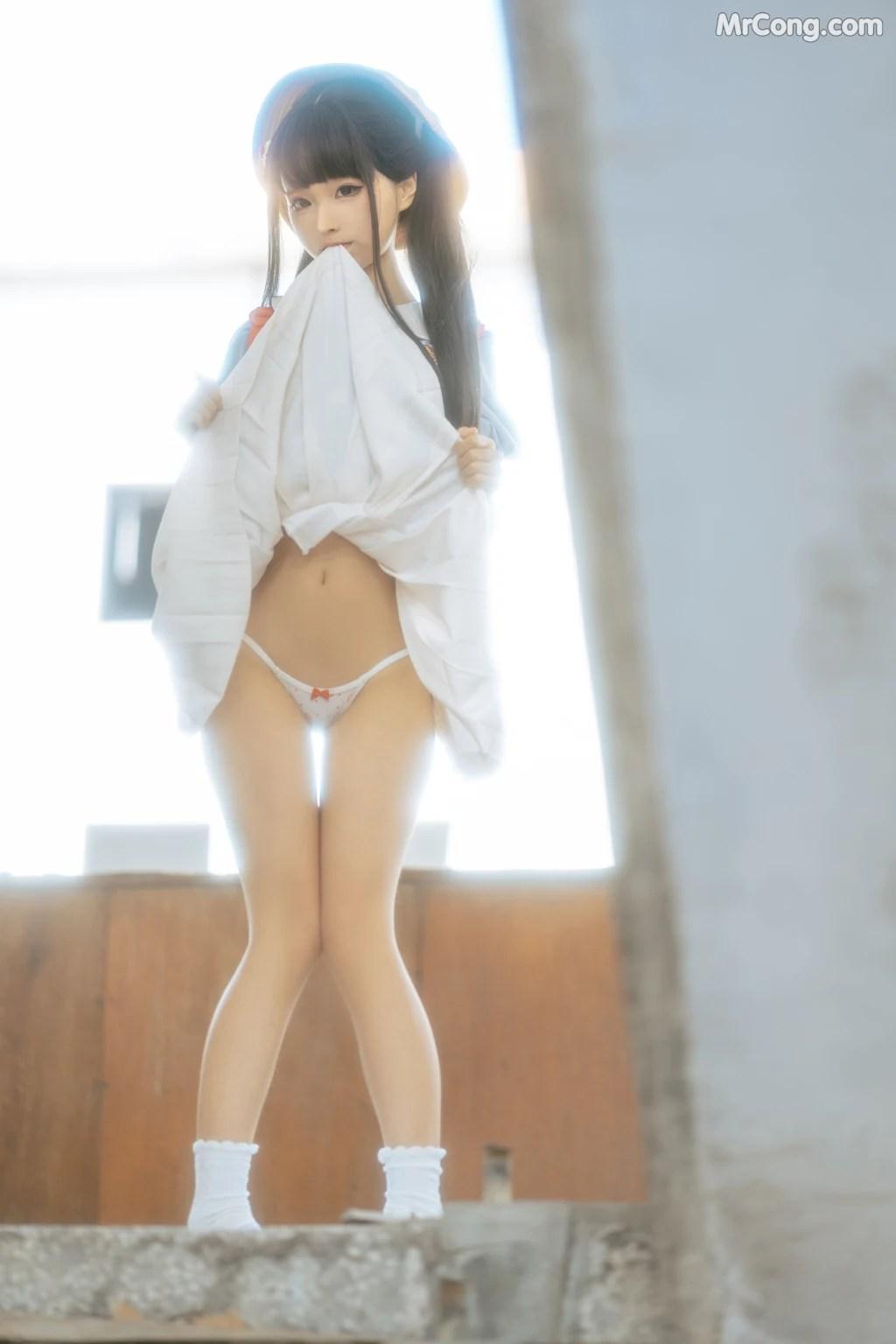 Coser@蠢沫沫 (chunmomo): 小黄帽 绅士版 (156 photos)(72)