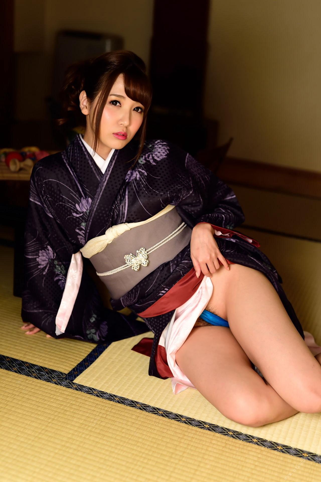 白石茉莉奈×友田彩也香 SequenceNumber014(100)