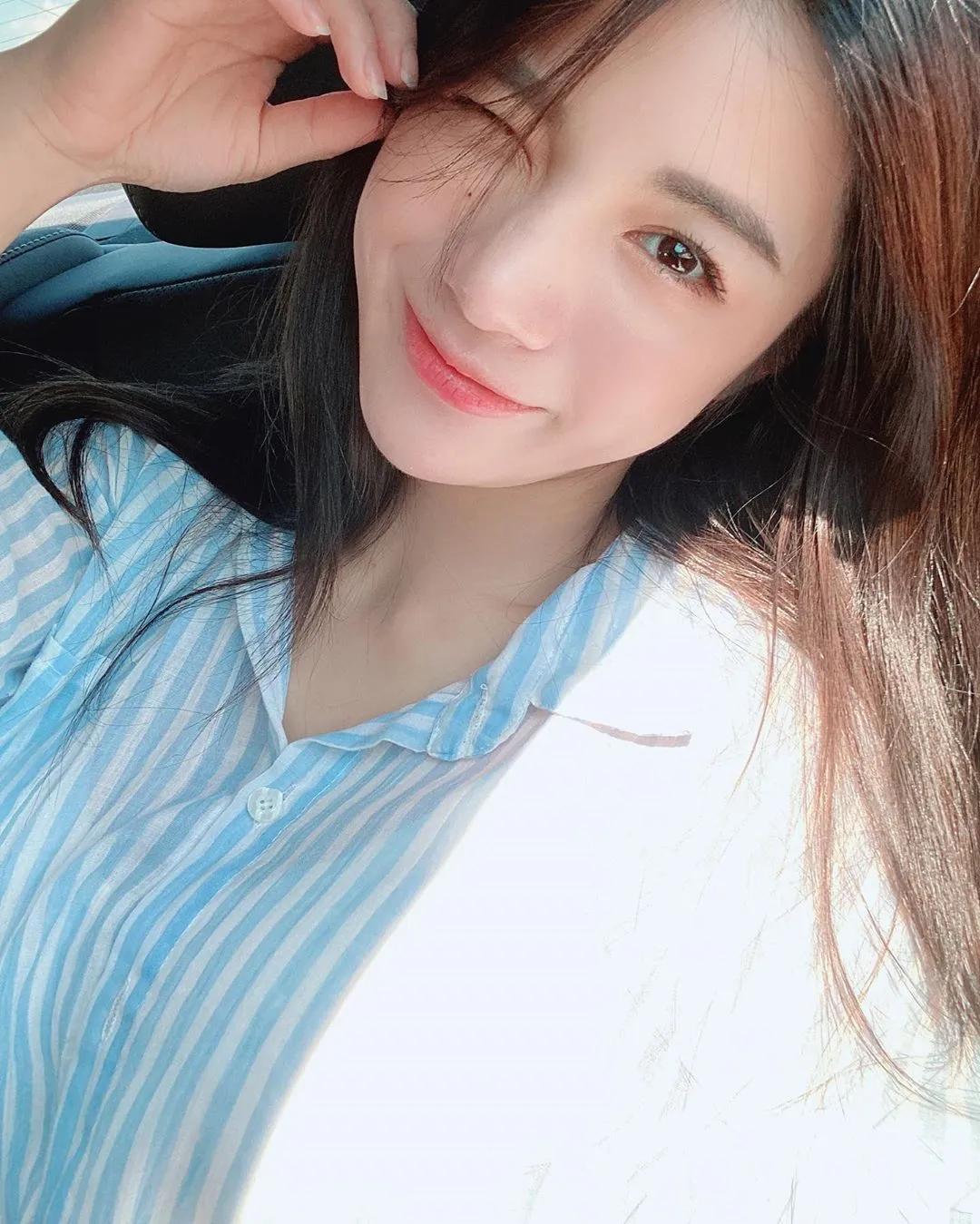 羚小鹿 甜美女孩大眼模样好吸睛 众多粉丝想呵护(3)