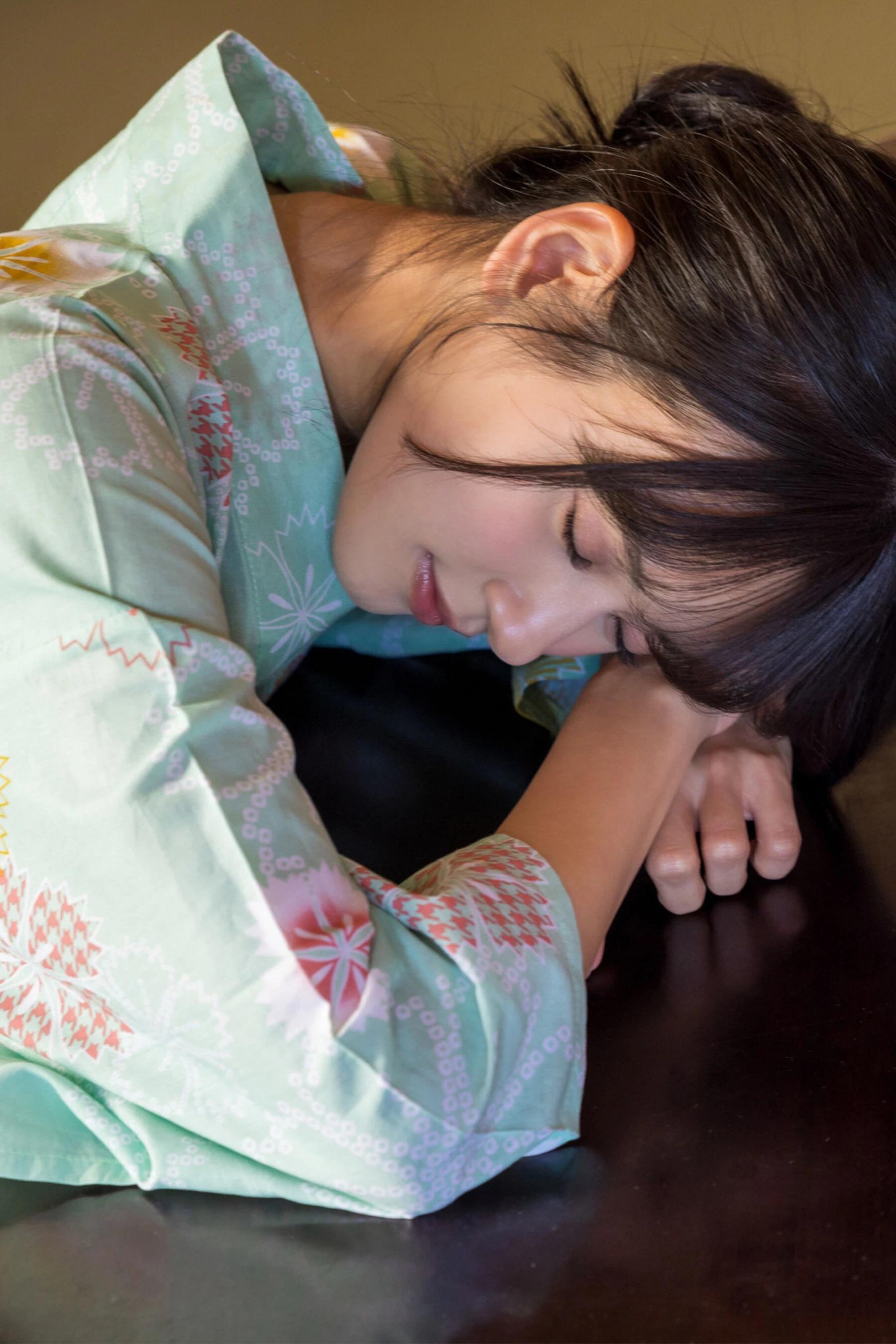 八掛海【Photo】《みびらき》(周刊現代デジタル寫真集) (254P)(97)