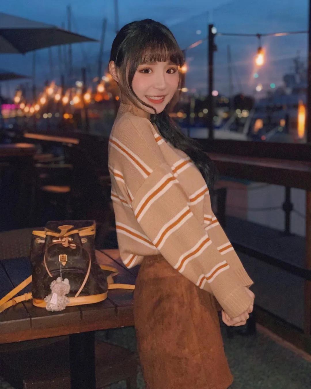 这位美女名字取的真好 都圆圆的~元元/吴婕安