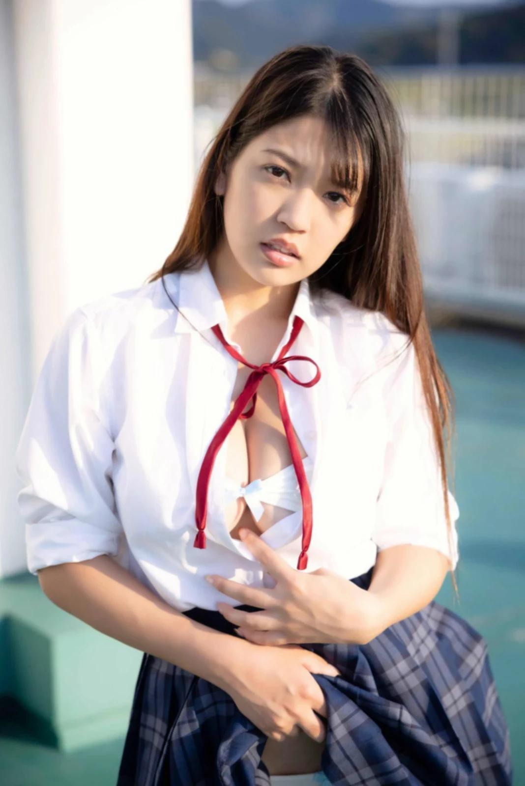 Aoi Fujino 藤乃あおい – When you take off your uniform 制服を脫ぐとき (106P)(63)