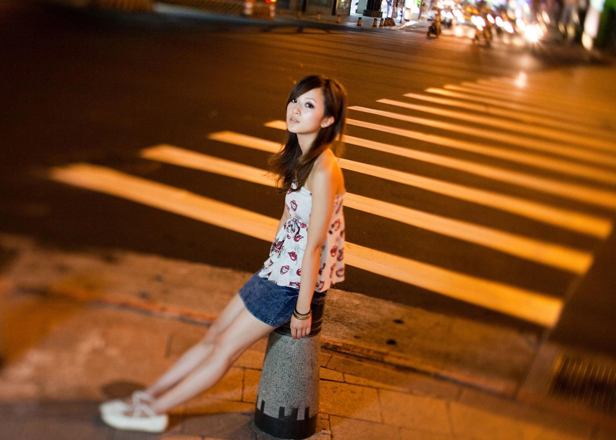 果子MM - 华山艺文中心+西门町之街拍篇写真(56)