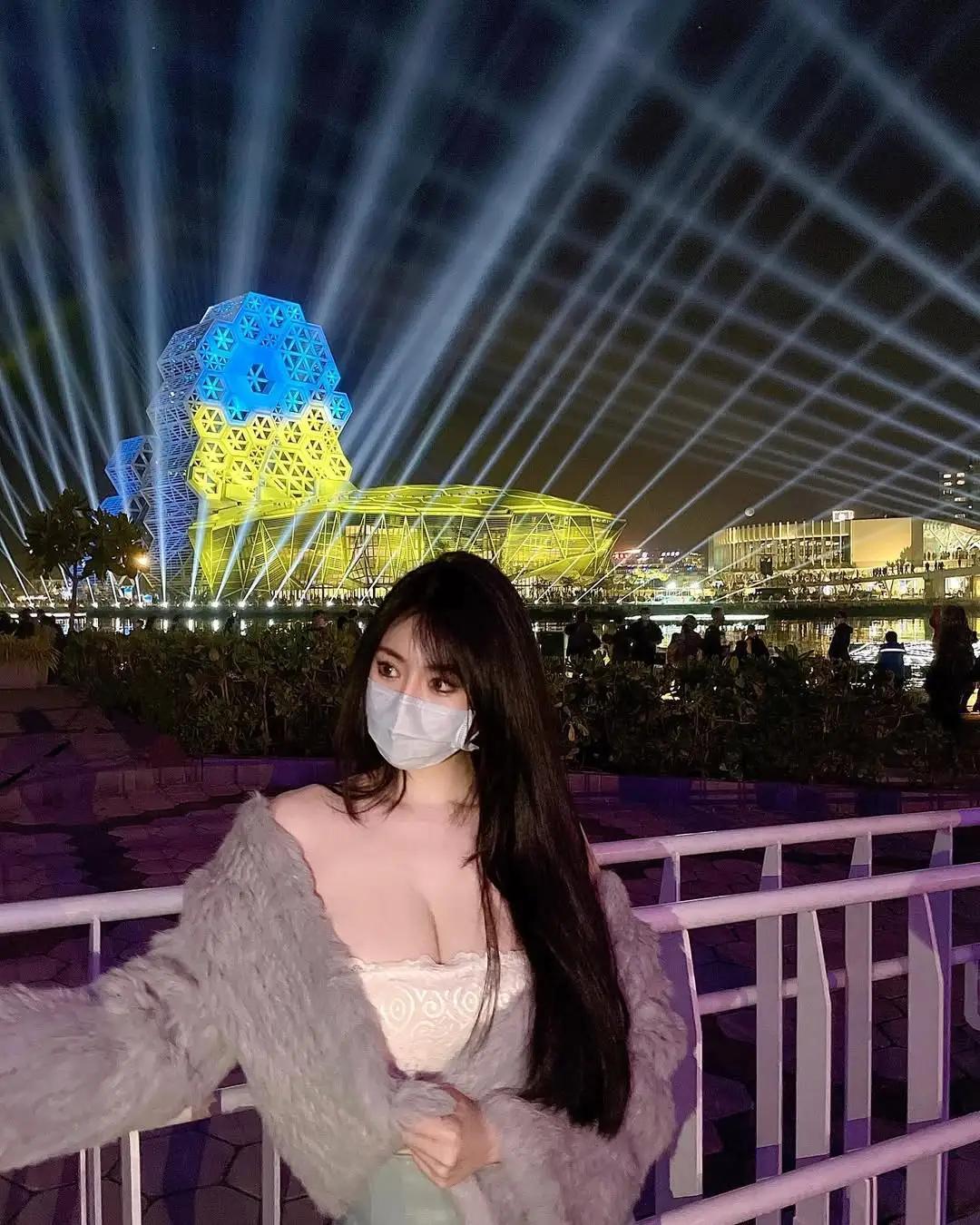 「Rainie_Ye」外型超抢眼 全场的目光焦点(10)