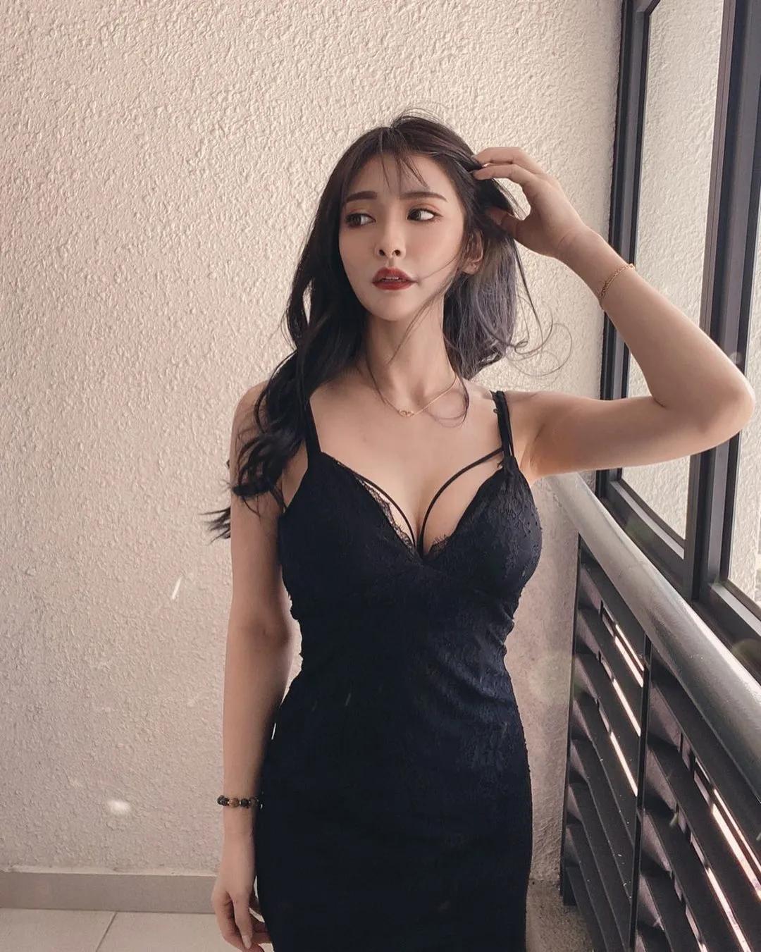 逛超市遇到超辣正妹！大马女神「邢益燕」笑容气质满分，还有超凶事业线！(19)