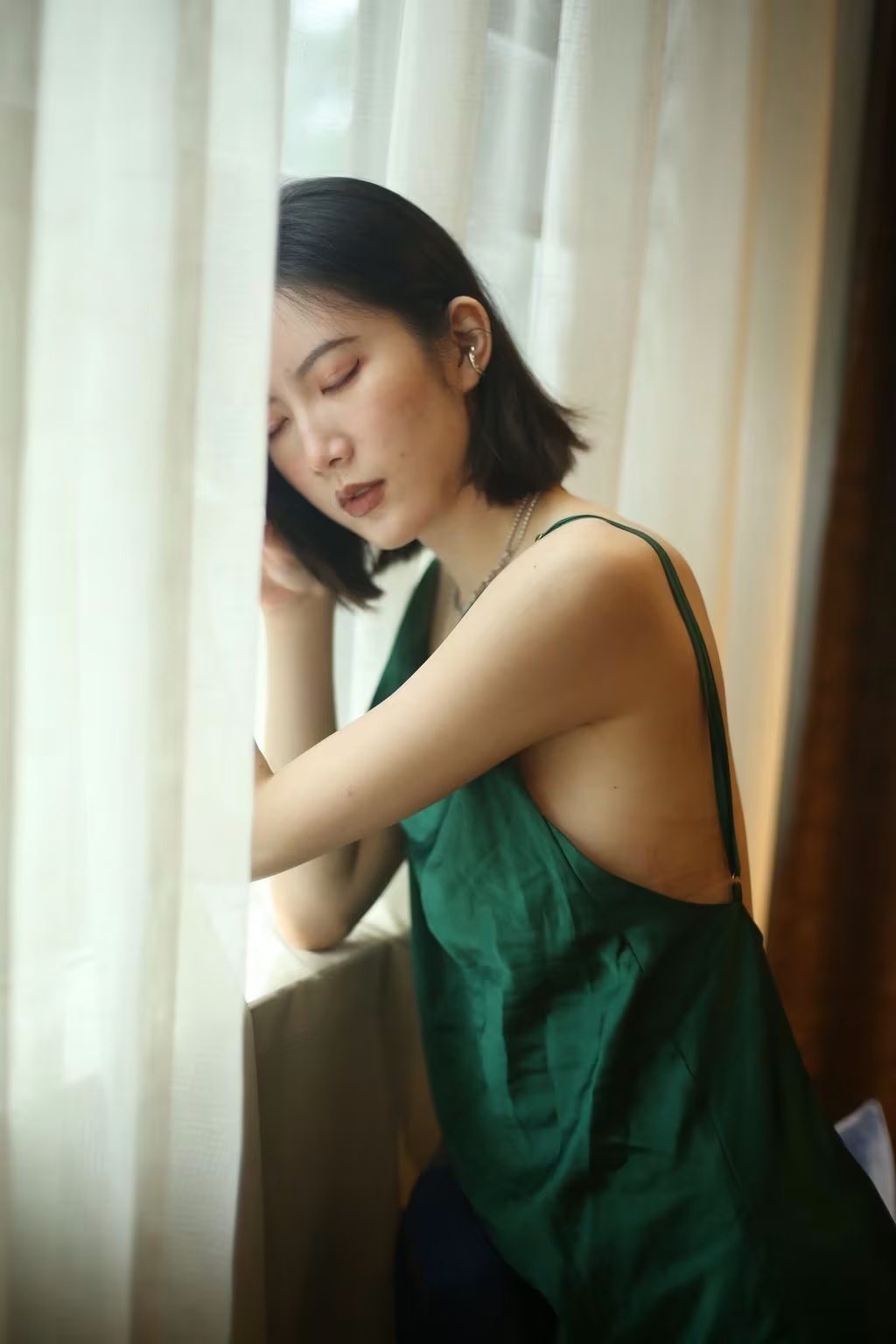 [Private Photoshoot] 涼子： 高冷御姐冰美人 白絲美腿 全尺度私拍 (444 photos + 4 videos) - ( Page 1 / 23 )(78)