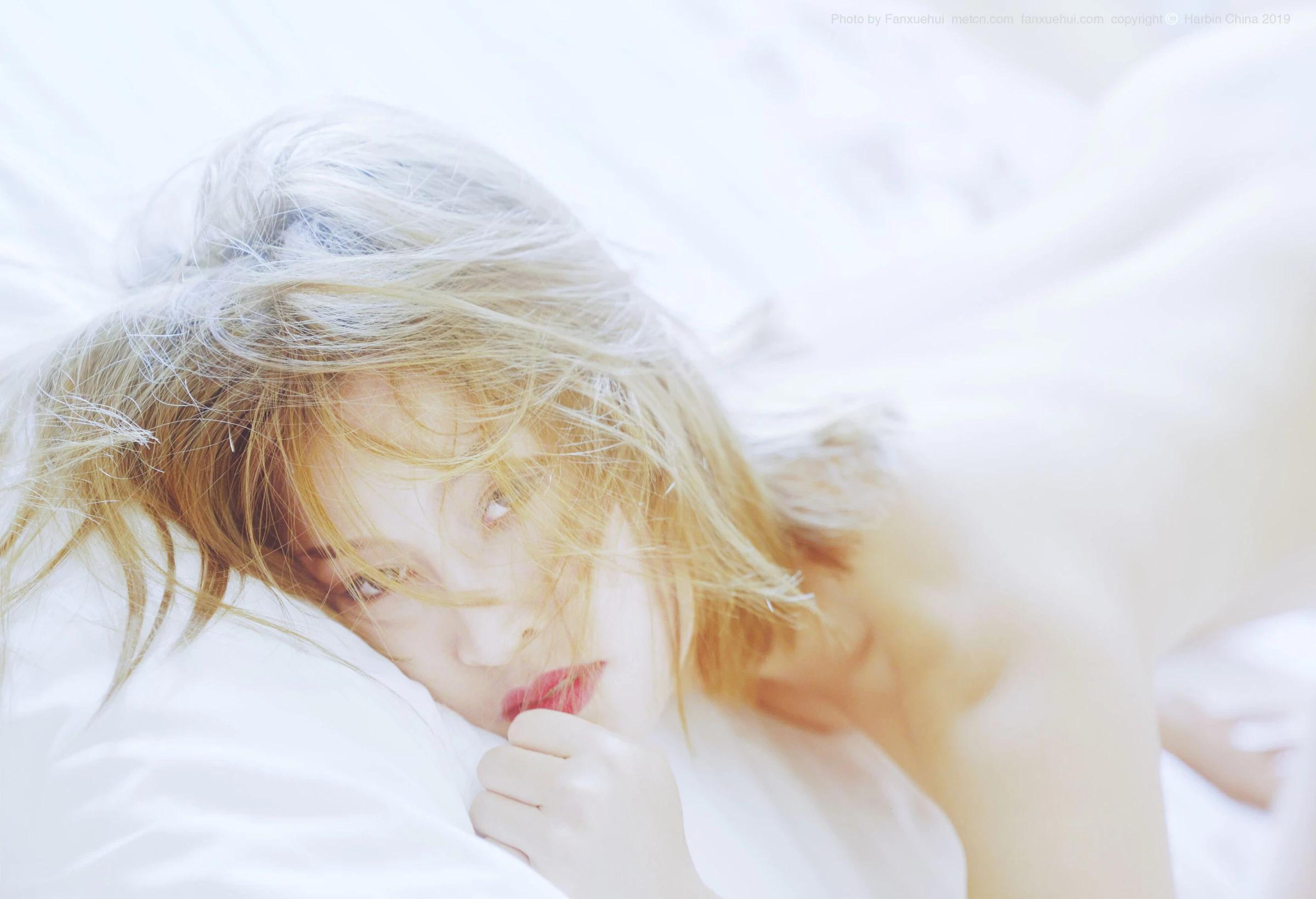 淩雲嬌【相約中國】《紅岩麗人》 (464P)(408)