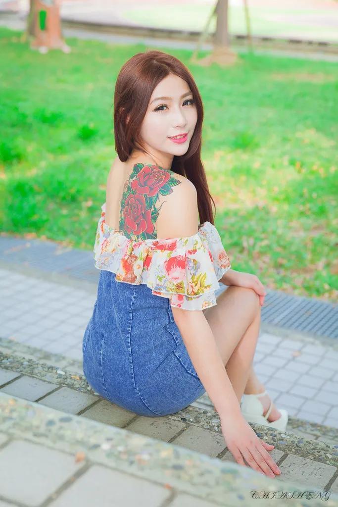 [Beautyleg番外篇]张溦芸性感时装外拍(28)