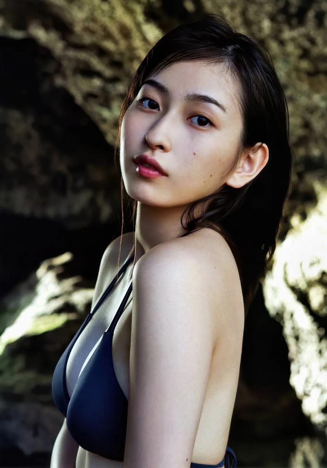 植村あかり  海边解放大长辈看得快要窒息(21)