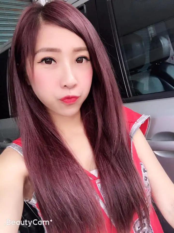 来看热闹！庙会甜心「HuHu林尹柔」火辣遶境成焦点 电子花车上表演钢管民众看不停(17)