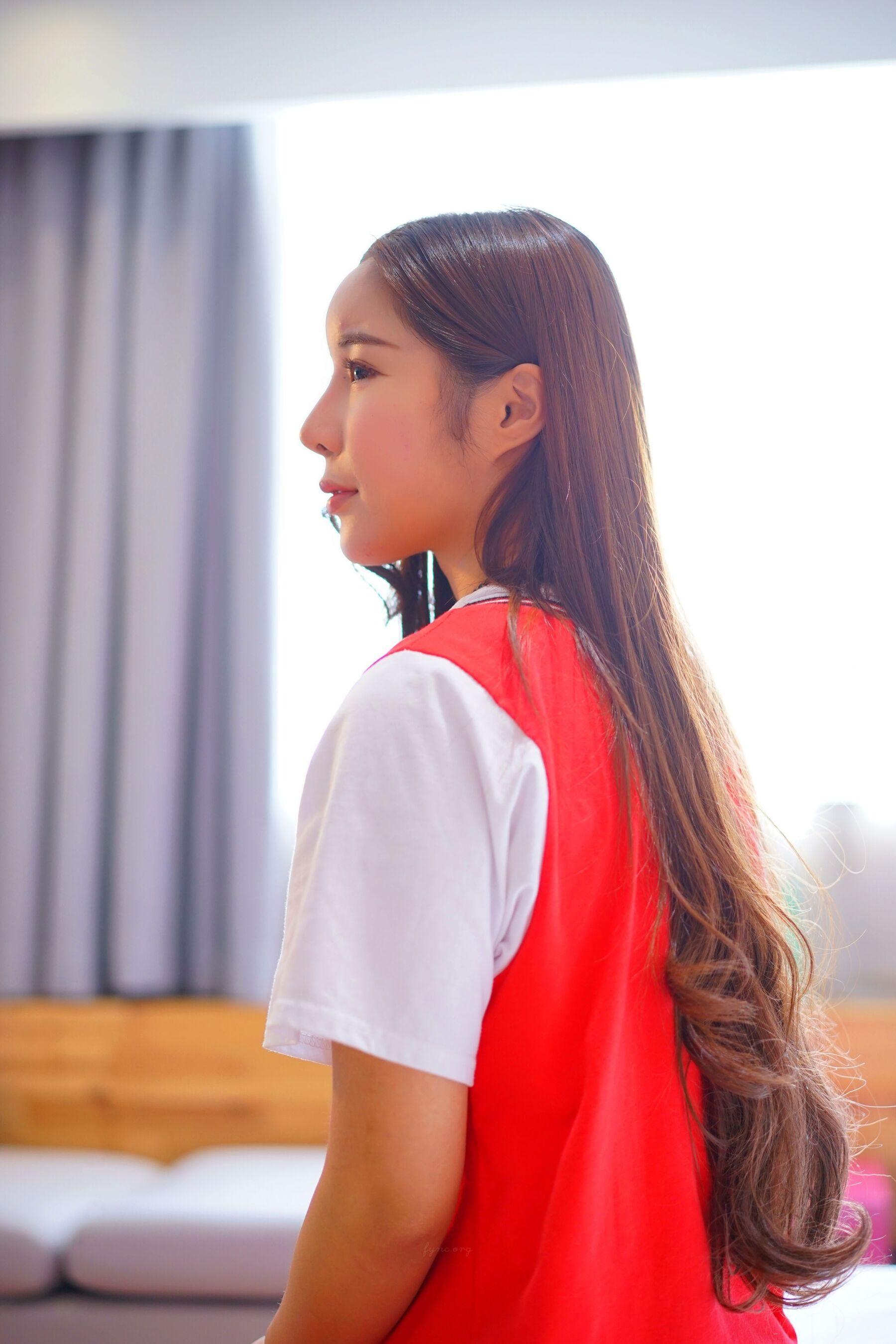 国模套图 国模慄慄（栗栗）大尺度人体私拍套图(11)