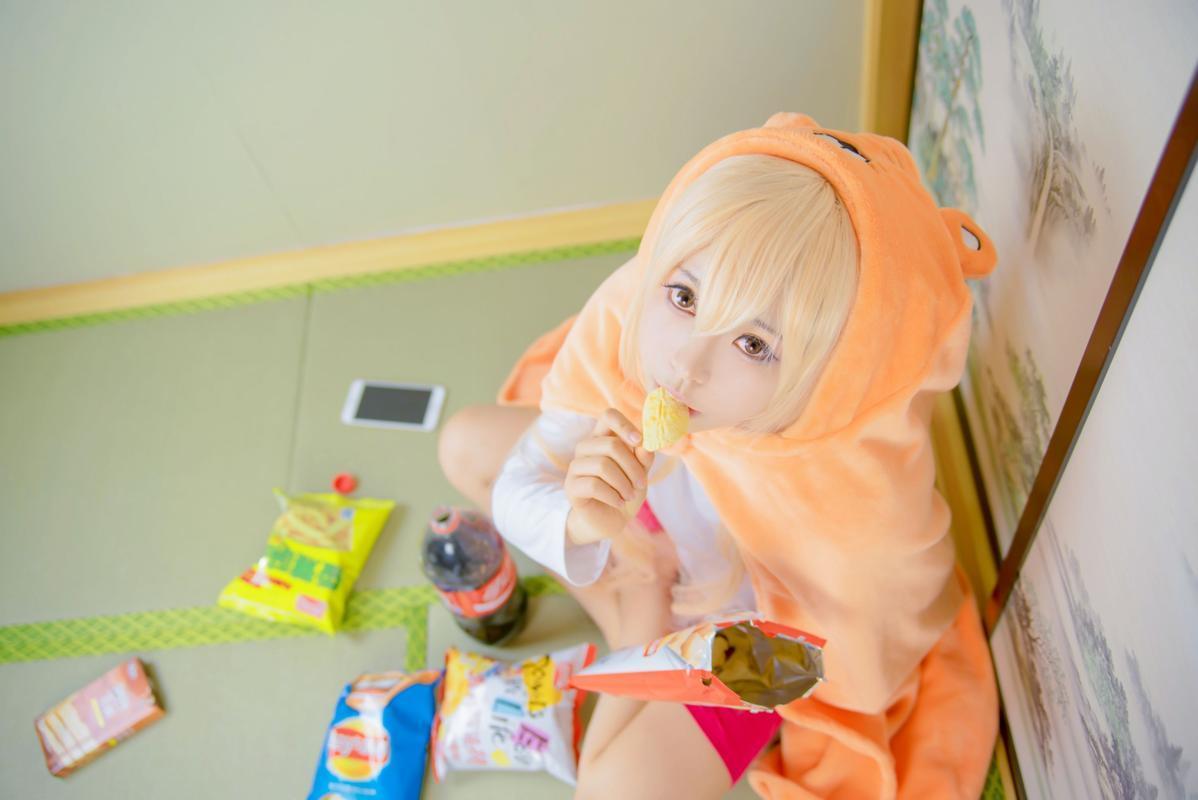 [Cosplay] Leader Bai Yizi 萌妹白易子教主 – Himouto! Umaru-chan 干物妹小埋(5)
